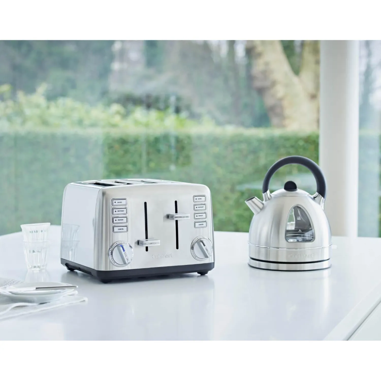 Cuisinart Traditional 1.7 Litre Dome Kettle - Brushed Steel