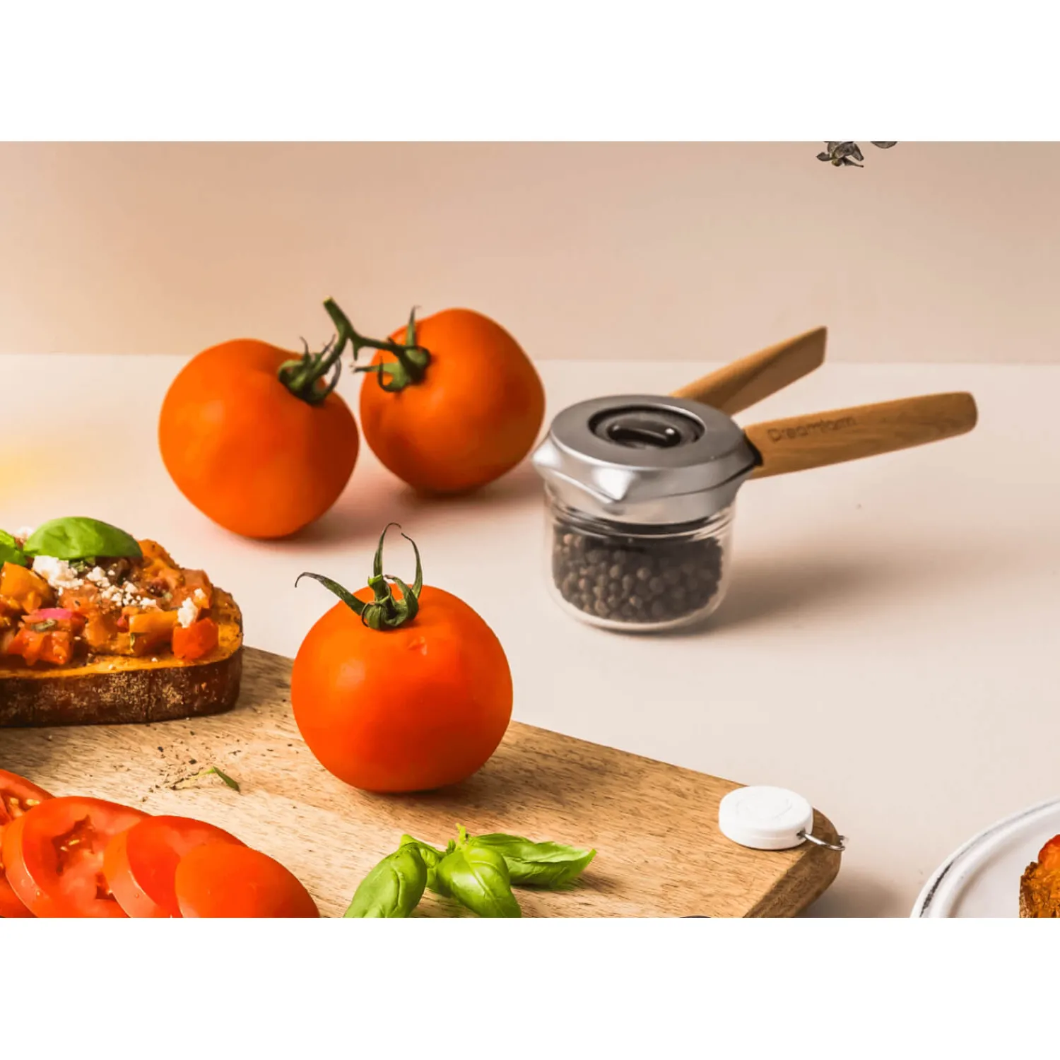 DreamFarm Ortwo Single or Double Handed Spice Mill