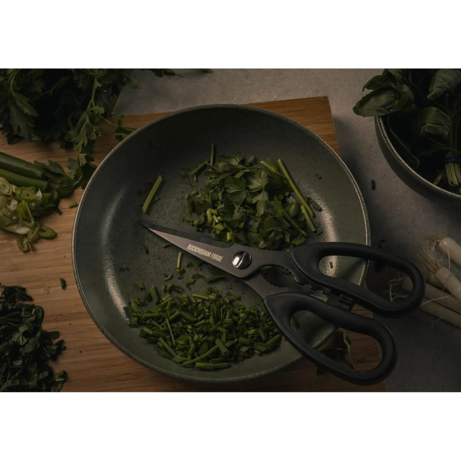 GRUNWERG Rockingham Forge Kitchen Scissors - Black