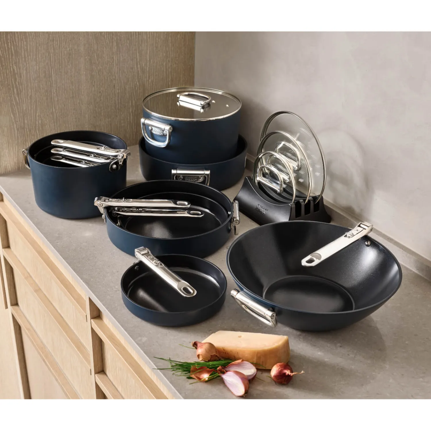 Joseph Joseph Space 23cm Non-Stick Folding Handle Saucepan & Lid - Midnight Blue
