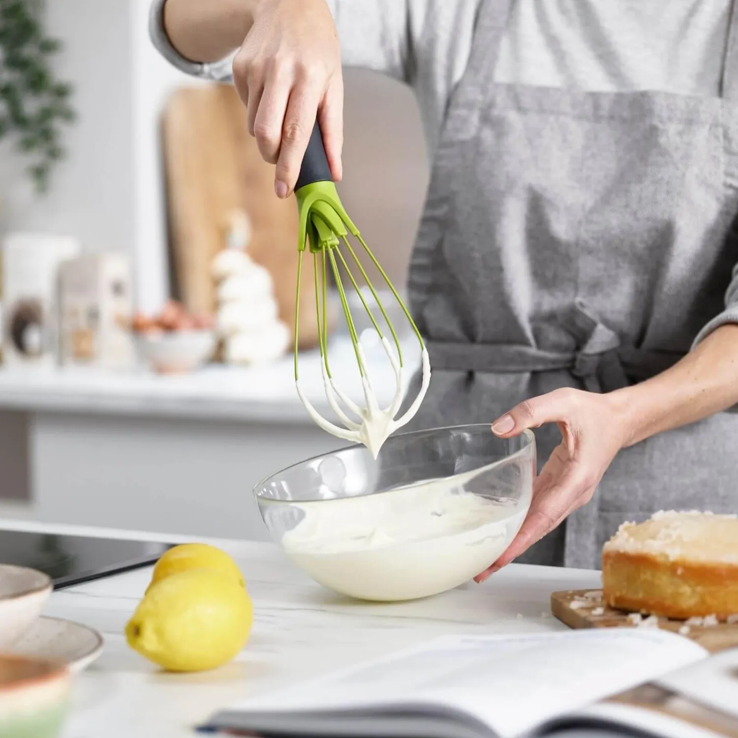 Joseph Joseph Twist Whisk - Grey / Green