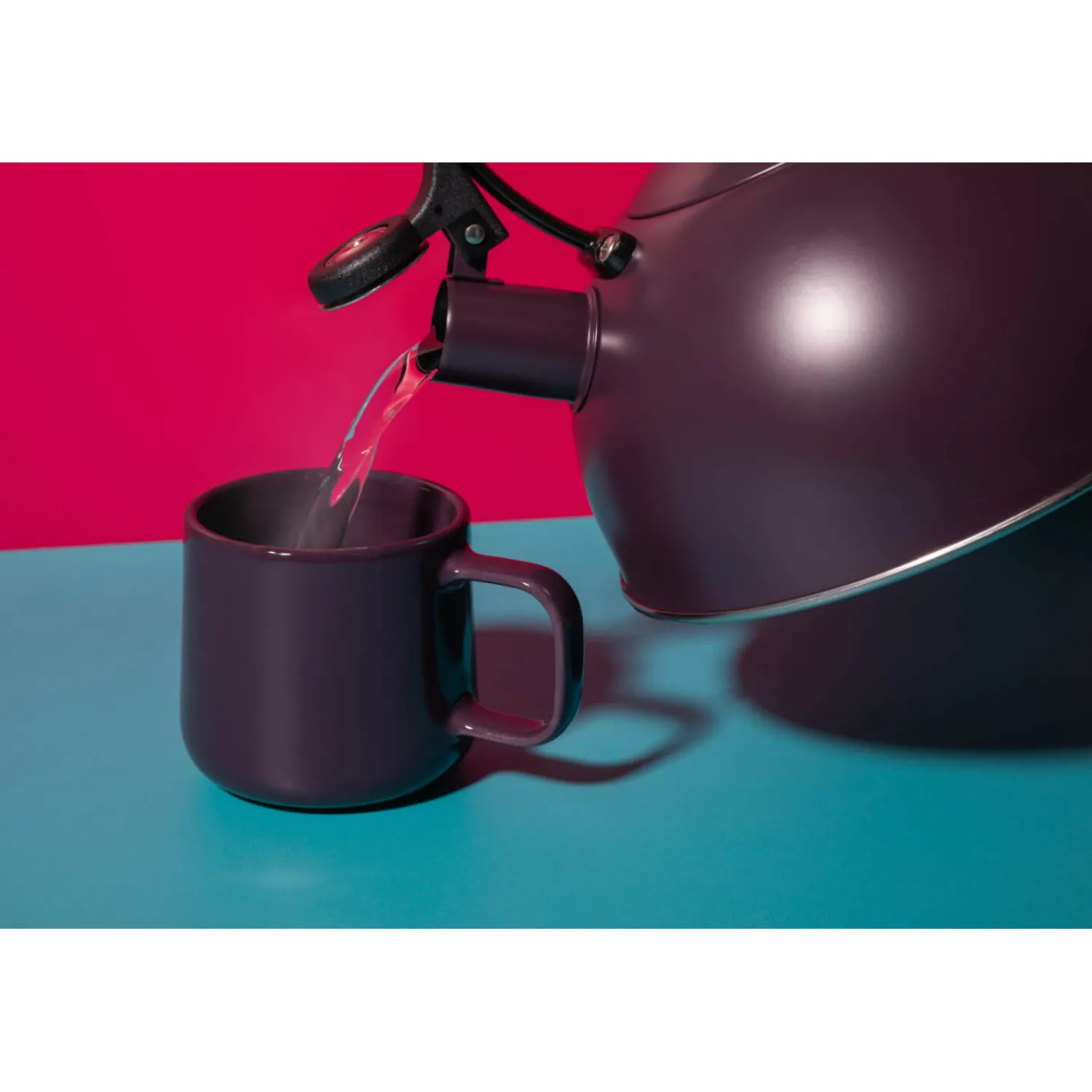 La Cafetiere La Cafetière 1.6 Litre Stovetop Whistling Kettle - Purple