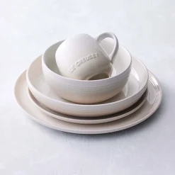 Le Creuset 27cm Stoneware Coupe Dinner Plate - Meringue