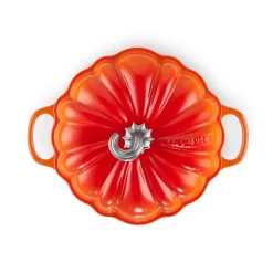 Le Creuset Halloween Cast Iron 24cm Pumpkin Casserole Dish - Volcanic