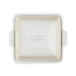 Le Creuset Heritage Stoneware 23cm Square Dish with Lid - Meringue