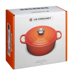 Le Creuset Signature Cast Iron 20cm Round Casserole - Satin Black