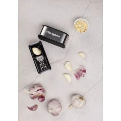 Microplane Garlic Cutter - Black