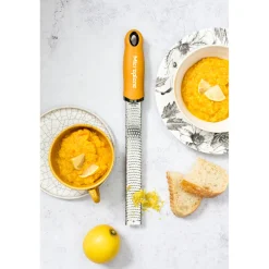Microplane Premium Classic Series Zester - Mustard Yellow