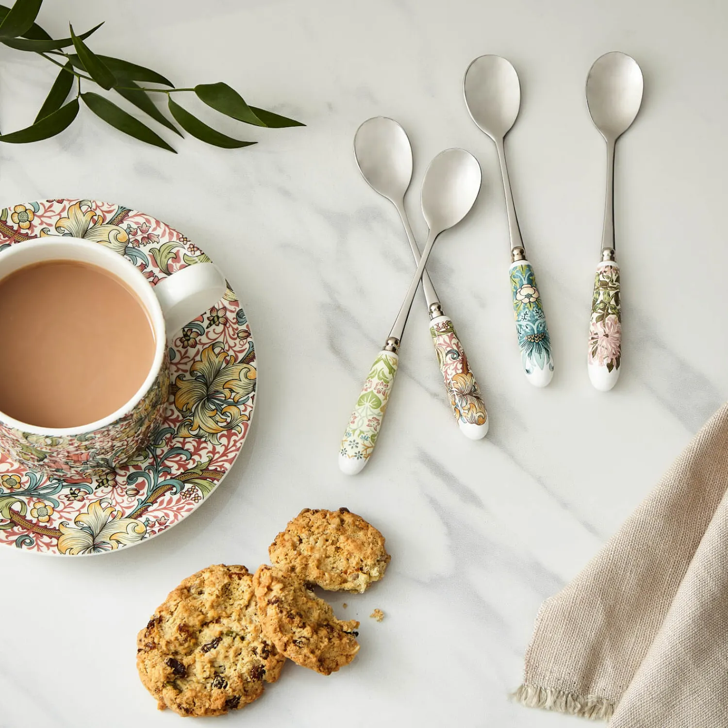 Morris u0026 Co Morris & Co Set Of Four Tea Spoons With Porcelain Handle