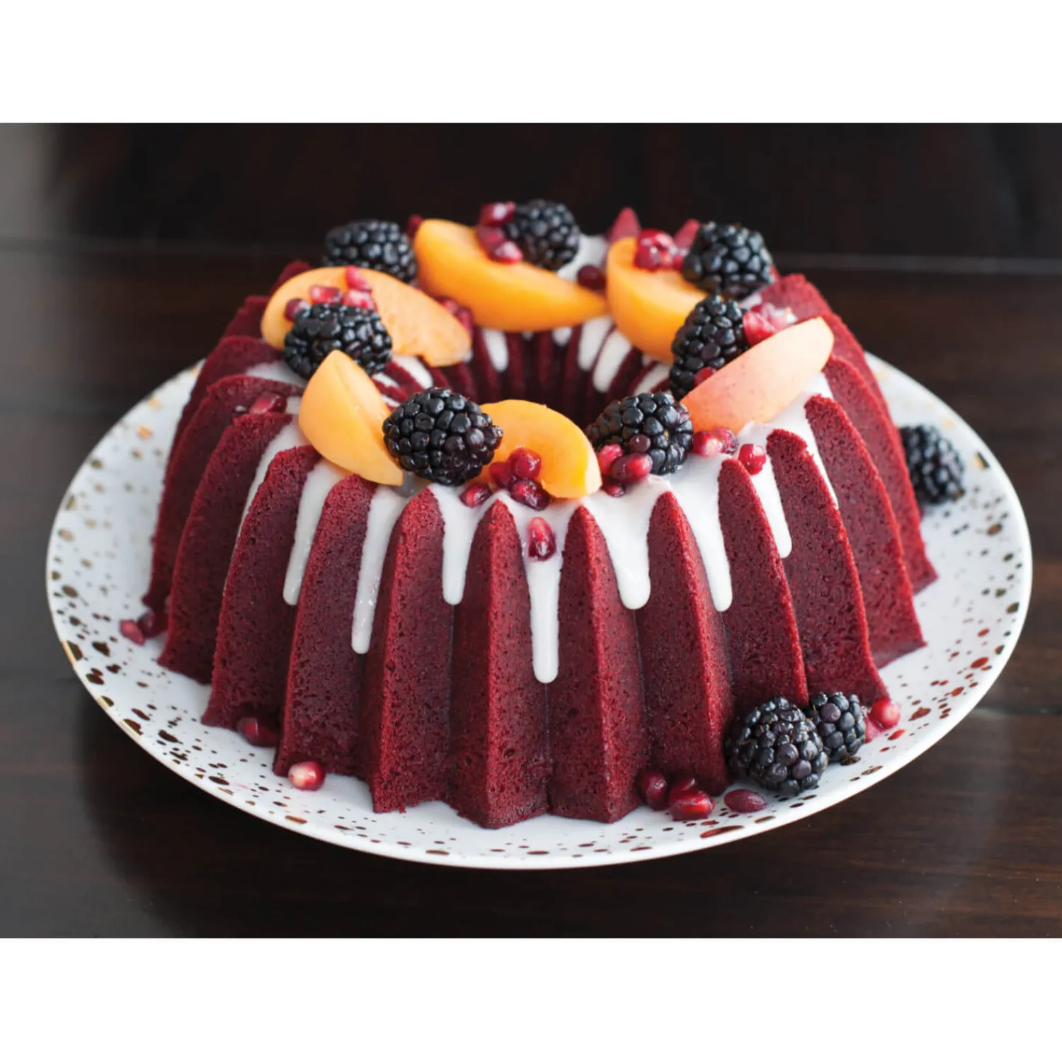 Nordic Ware Brilliance 10-Cup Bundt Pan - Gold