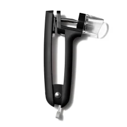 OXO Good Grips Cherry & Olive Pitter - Black