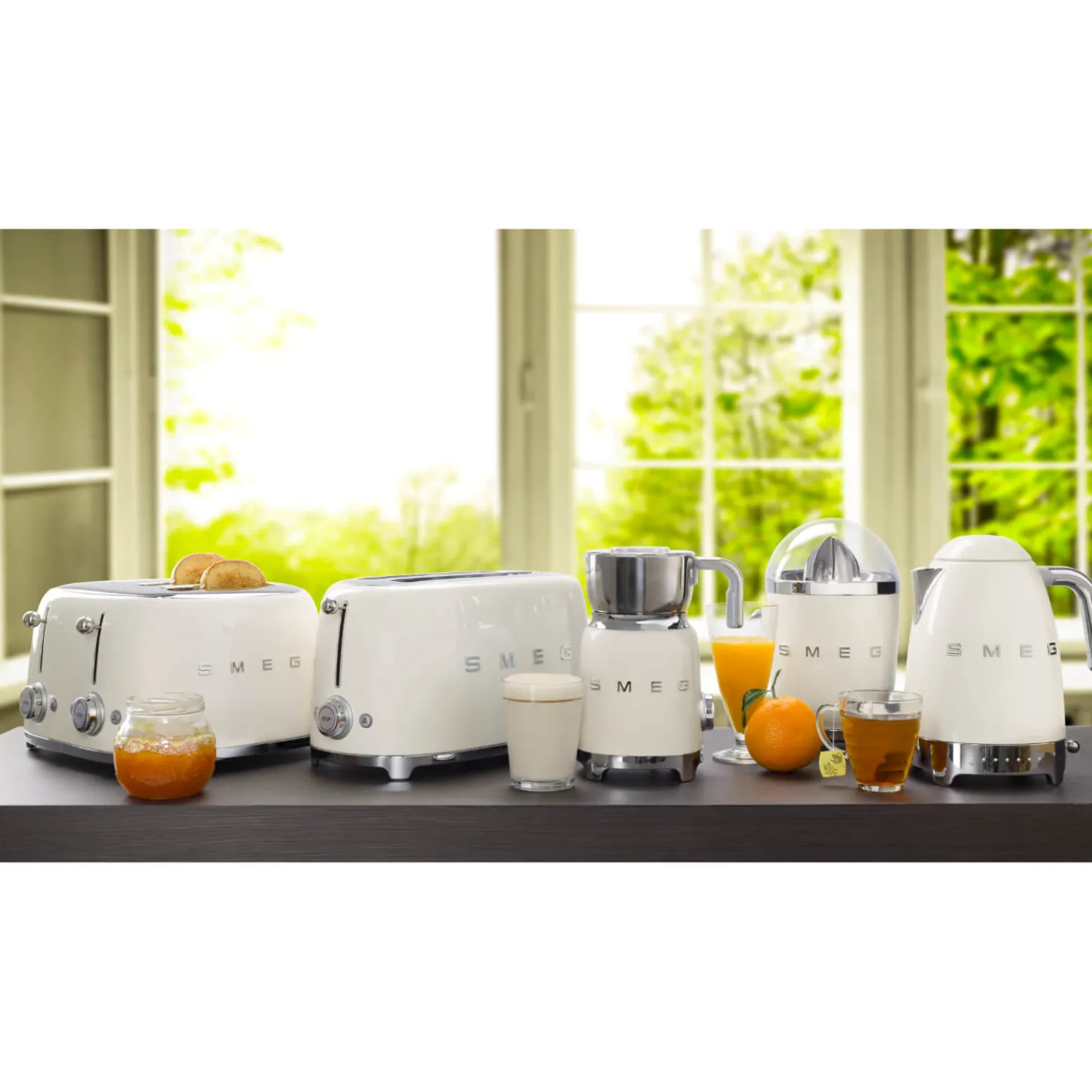 Smeg Jug Kettle & 2 Slice Toaster Set - Cream