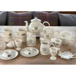 TUFTOP Majestic Coronation 4-Cup Stoneware Cream Teapot