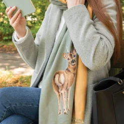 Wrendale Designs by Hannah Dale Winter Scarf - The Roe Deer